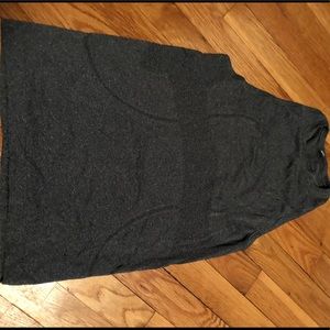 Lululemon gray muscle tank